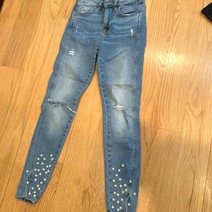 High Waited Jeans with Pearls